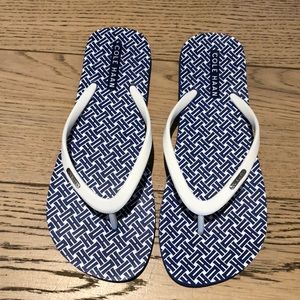 NWT Cole Haan slippers 💕